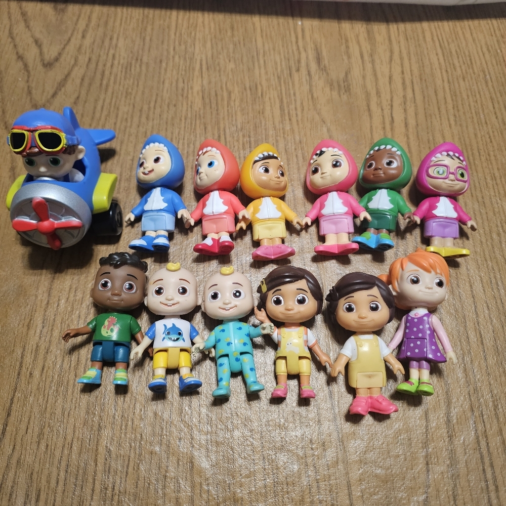 Cocomelon Lot 13 Figures